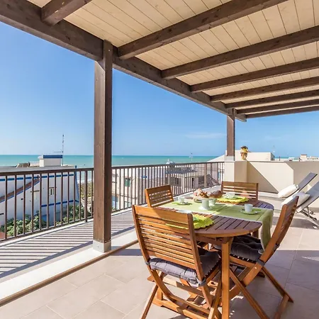 In Mit Moeblierter Terrasse Und Meerblick By Interhome * 多纳卢卡他